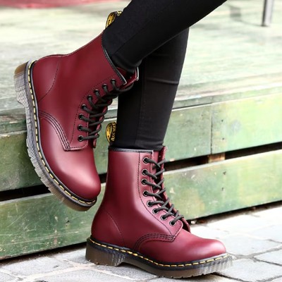 Stylish Unisex Winter Ankle Boots for Men and Women